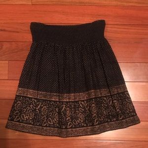 Urban outfitters skirt size XS. Never worn!